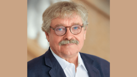 Köszöntjük új művészeti vezetőnket!